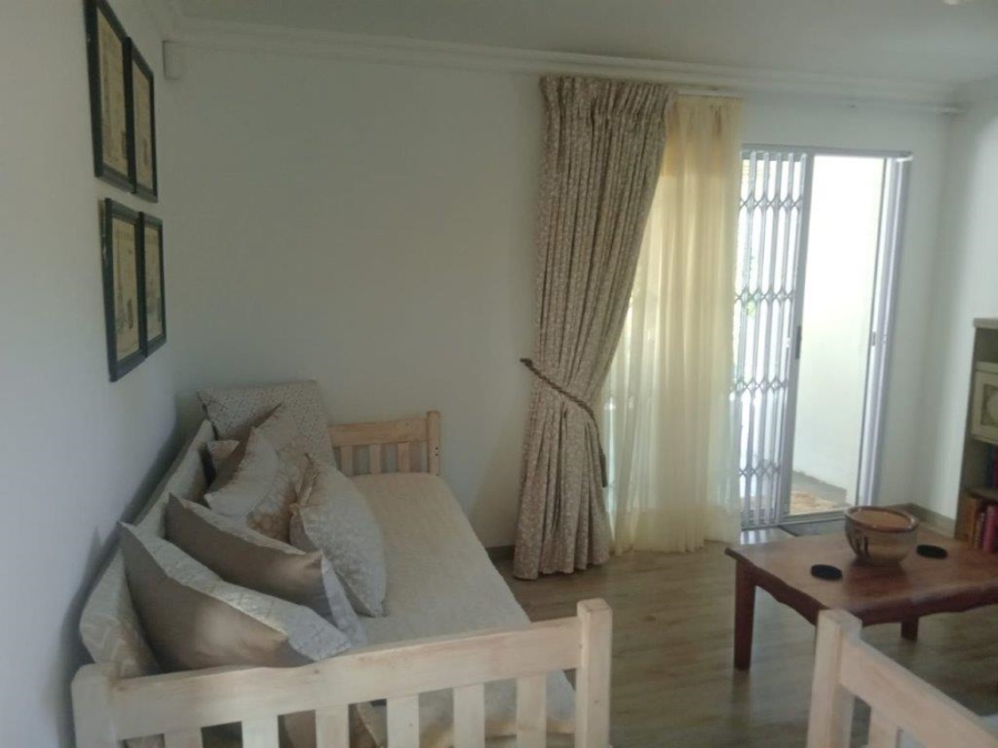 3 Bedroom Property for Sale in Wavecrest Eastern Cape